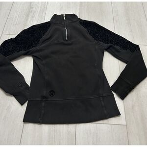 Lululemon Floral Velvet Flock Pullover Black Sweatshirt Sz‎ 6 - Black 1/4 Zip